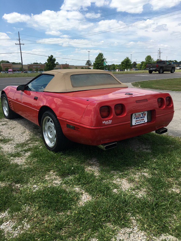 ValueYesAuto's tweet image. Throwback time. But really, a #red #Corvette is timeless.
.
#ValueYes #PalmDeals #BatonRouge