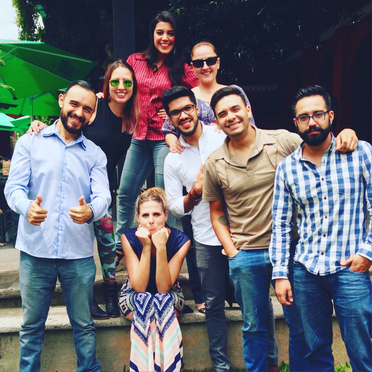 kissfm977's tweet photo. @juanpaguatemala @fergonz8 @MariaIsabel_gt @regina_tello @AbnerFigueroa @panachapina @RodzAngel @CarlitrosJazz 🤘🏻 https://t.co/oGJpc4XM4D