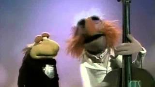 Your Friendly Neighborhood Norse Mythologist plays bass tonight <a href="/WHLeeCo/">William Harris Lee</a> in Chicago. Heathen music isn't only metal.