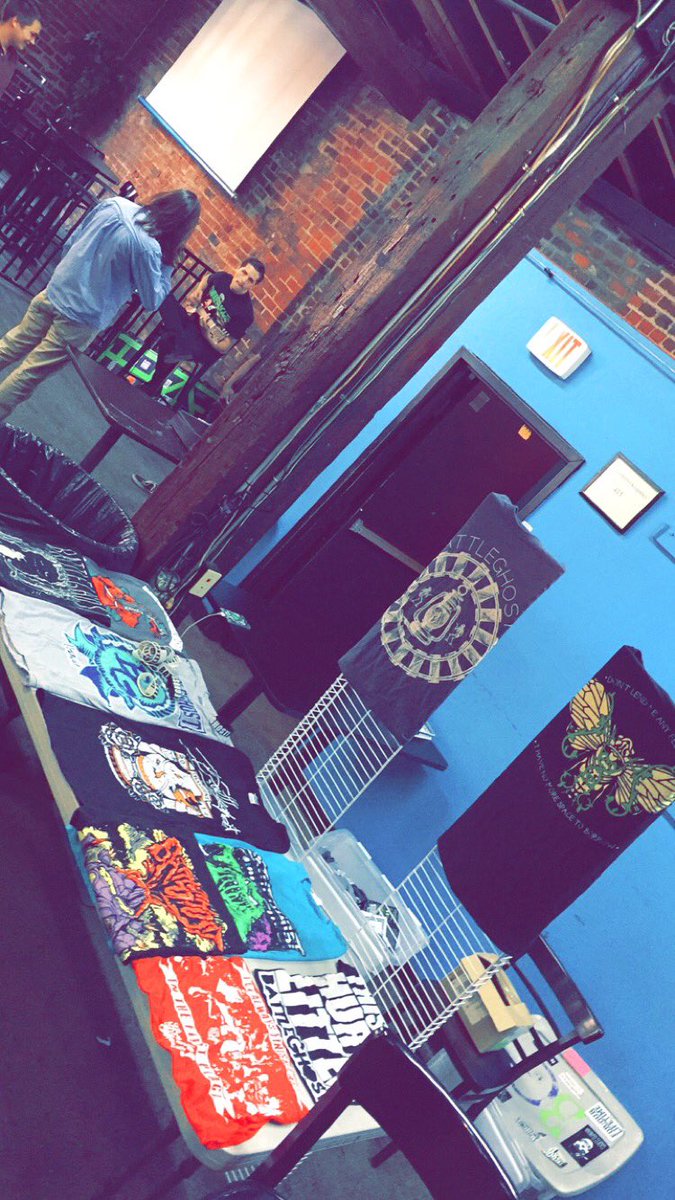 BATTLEGHOSTRVA's tweet photo. Come buy a shirt please! There's so many! https://t.co/6DHc3V50CM