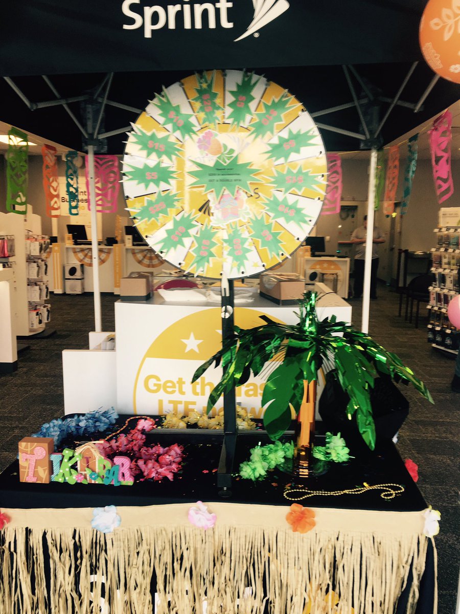 sprintNNS's tweet photo. Come into the new Sprint store and win prizes ! @SprintHBDistro @hbaker077 @sprintNEarea https://t.co/hX6HeD4P61