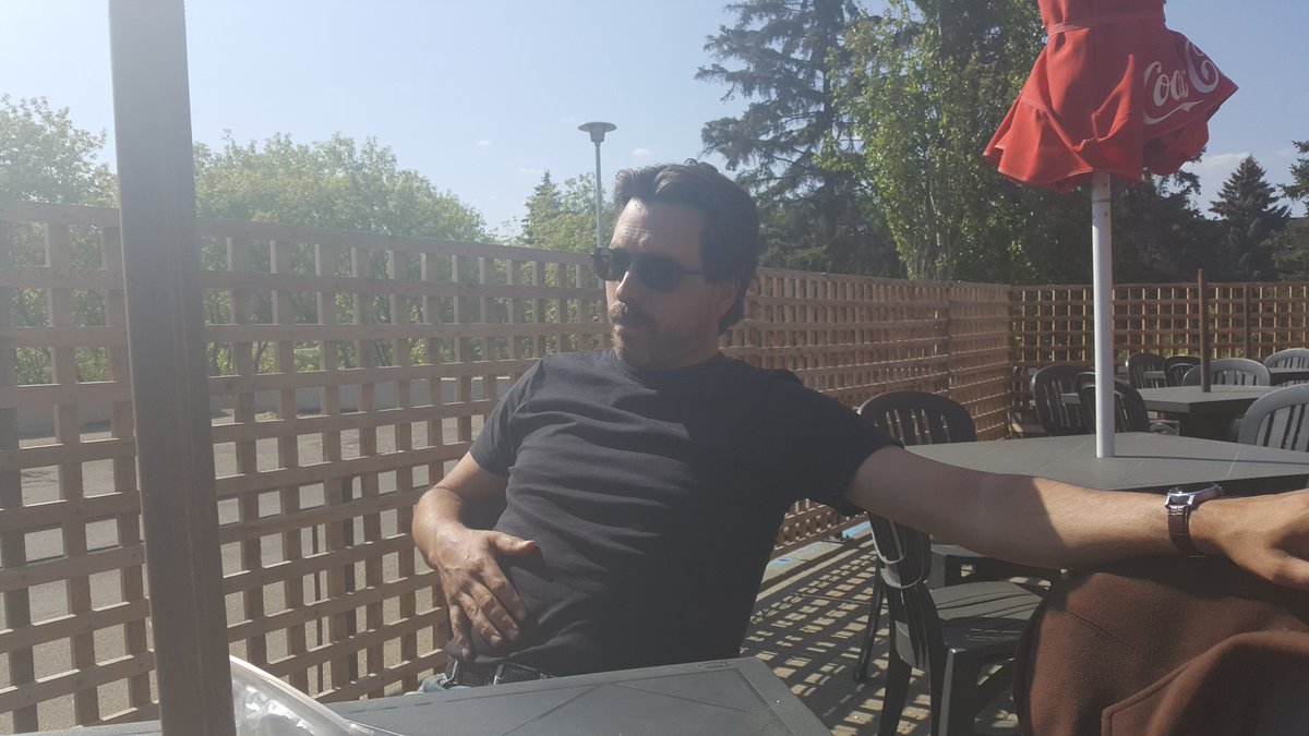 One of the best patios in #stalbert <a href="/vinylrockcafe/">Vinyl Rock Café</a>. Right on the river. <a href="/johncarle/">Johncarl Escala</a>