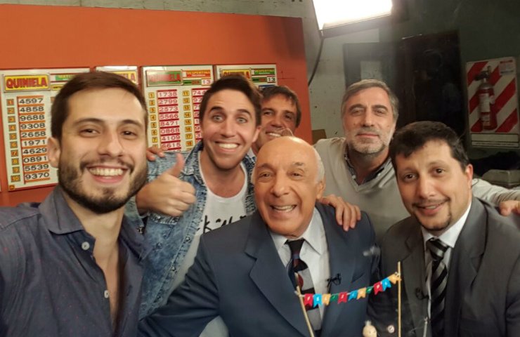 riverito hashtag on Twitter