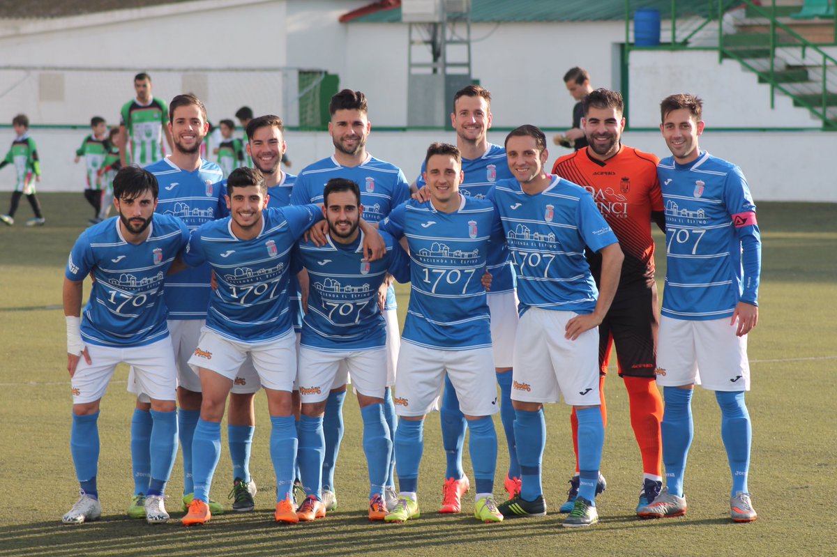 UDAlmansa's tweet photo. El 11 inicial de hoy. Orgullosos de nuestros jugadores #somosequipo https://t.co/dra6JemAHK