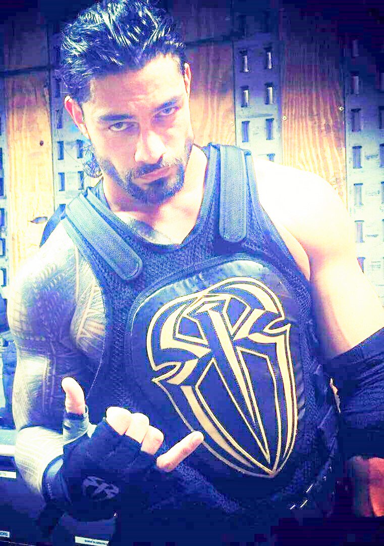 LeeshaNDessy's tweet photo. #Roman #VeryNicePic #OFATrueCHampion #StrengthIntegrityHonor!! @WWERomanReigns @romanreigns568 @shady926 https://t.co/IisxTjGjfE
