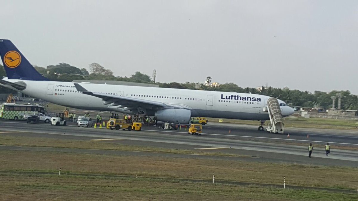 View image on Twitter