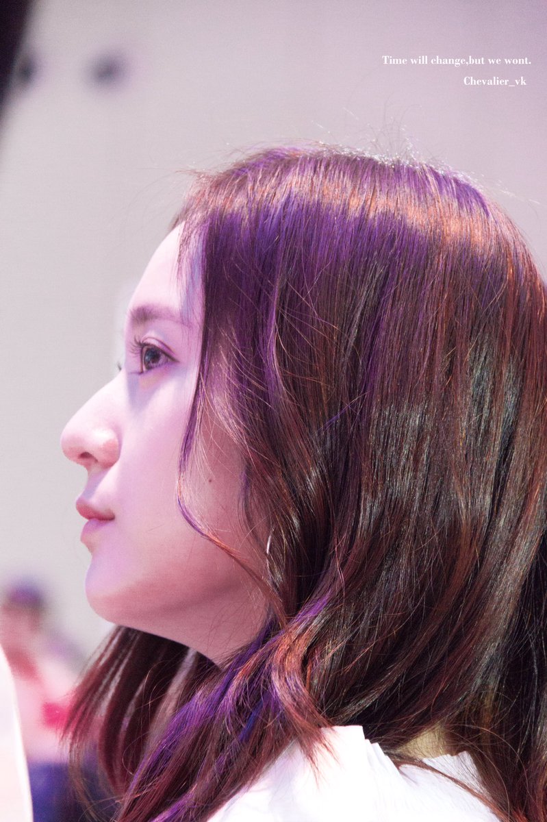 Chevalier_VK's tweet photo. 160511 温州毕业季发布会实图4p #Krystal #크리스탈 一直是你的小骑士啊[爱���]（禁去logo禁二改 二转需注明出处 未经许可禁商用） https://t.co/SzWDTy9Q2f