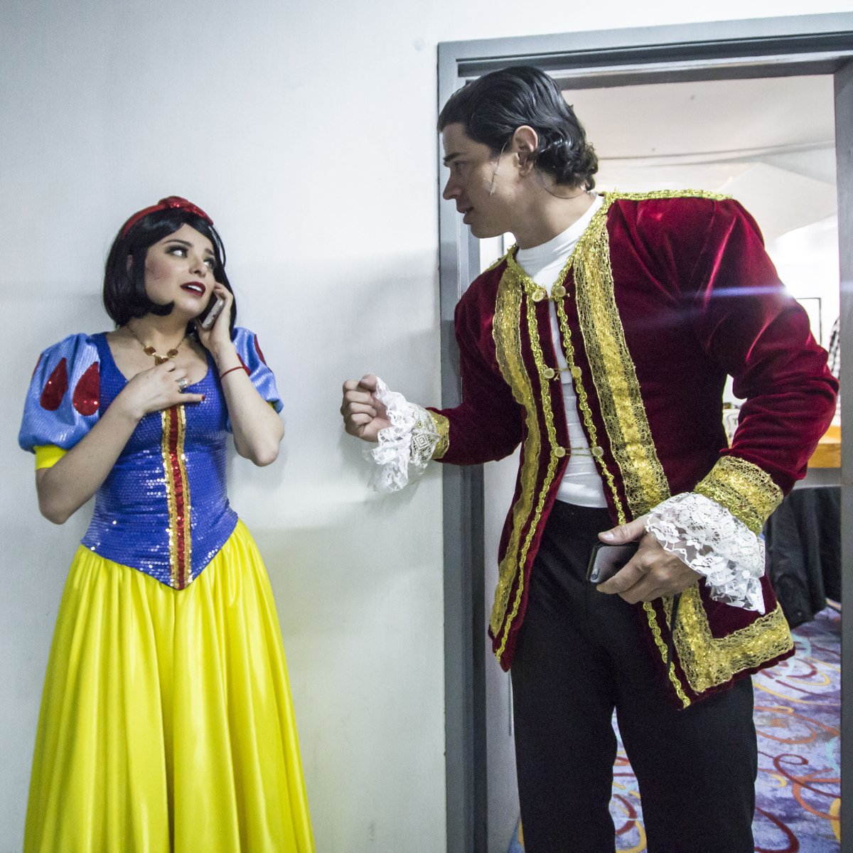 VIsfel's tweet photo. Consternados porque nos informan que las funciones de #Blancanieves de hoy y el 28 de Mayo se reagendarán. 😱 https://t.co/WTxmgumzKJ