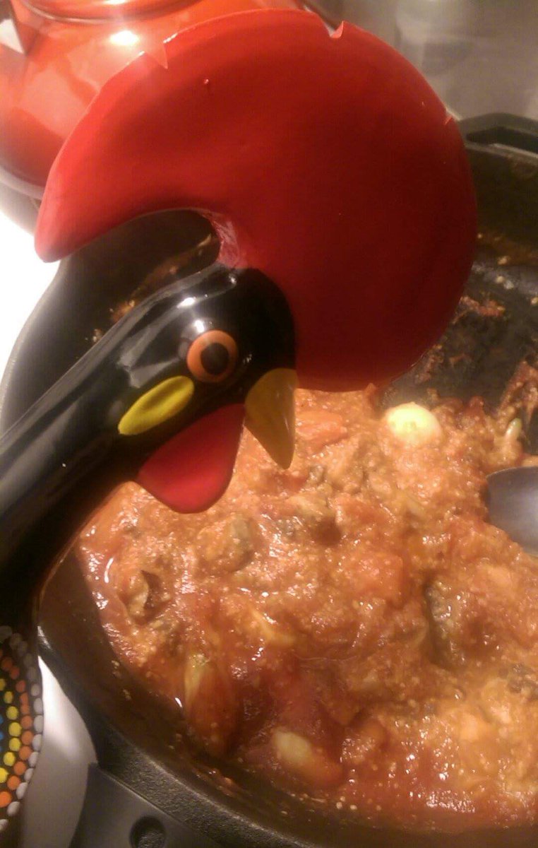 GregChicken's tweet image. What is this....thats not booze...