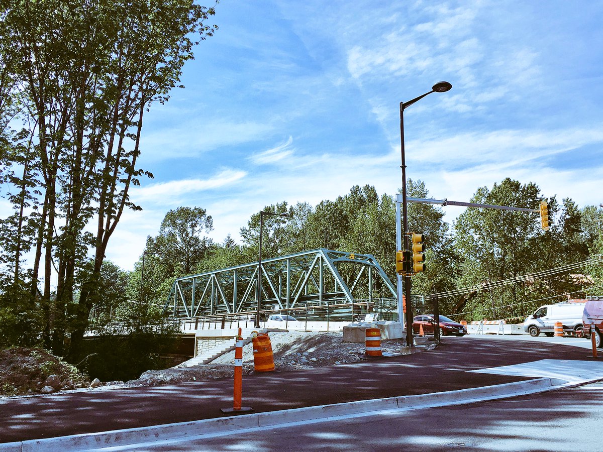 mikebharris's tweet photo. Keith Road Bridge is CLOSED ALL WEEKEND. #KeithRoad Last view of the superstructure. https://t.co/PjF47DfdJT https://t.co/pJWzqZz7M8