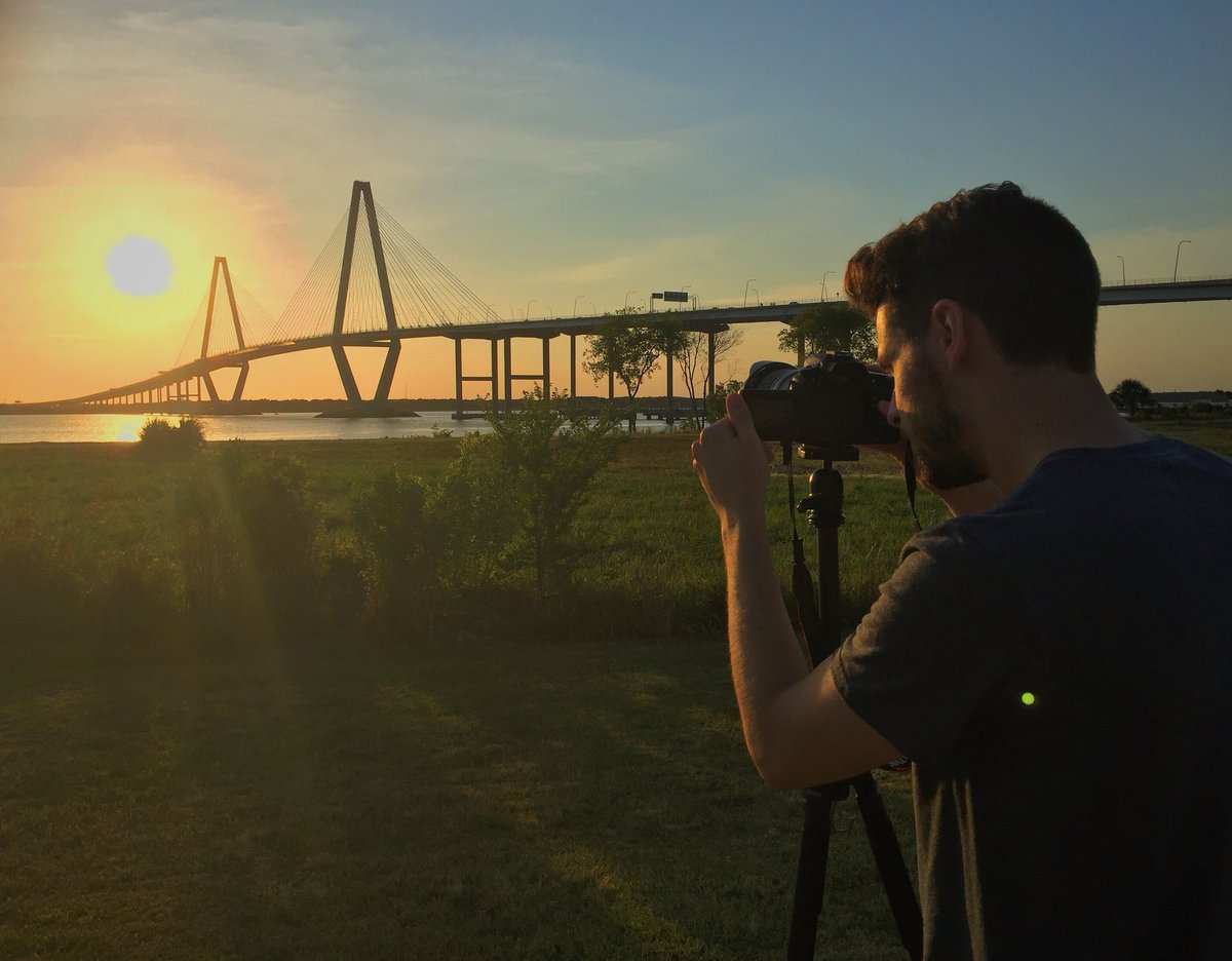 MonsterBear_'s tweet photo. It's a perfect #Charleston #sunset for filming time-lapses and aerials. https://t.co/kQDt07ETO2