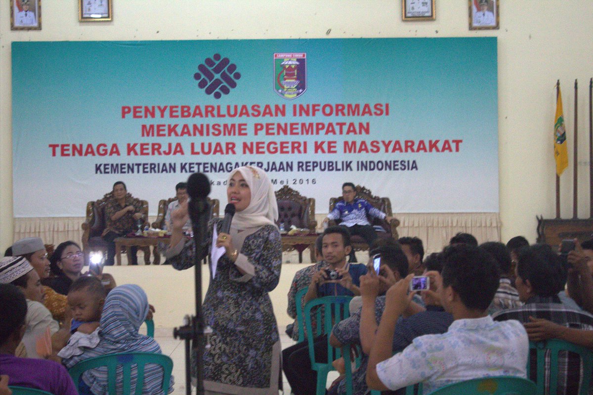 radennakula153's tweet photo. sosialisasikan mekanisme ketenaga kerjaan, chusnunia ajak masyarakat berwirausaha. https://t.co/pHUSW9z551