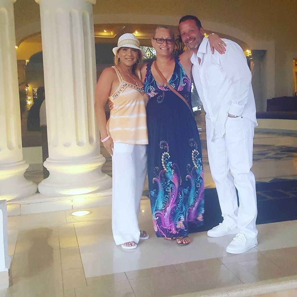 FernandoFVera's tweet photo. #rehearsals #dinner #morefun #drunken #shanigans  #family #wedding #festivities  #vacation #mexico #playadelcarmen … https://t.co/odO7tQZIID