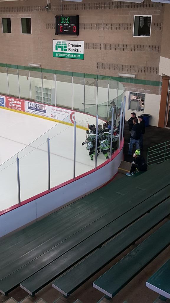 08MustangsGreen's tweet photo. Big win over the Midwest Tundra in the 1st game of the Spring Stampede tournament! Great job boys! #08MustangsGreen https://t.co/zKy3sS9KPQ