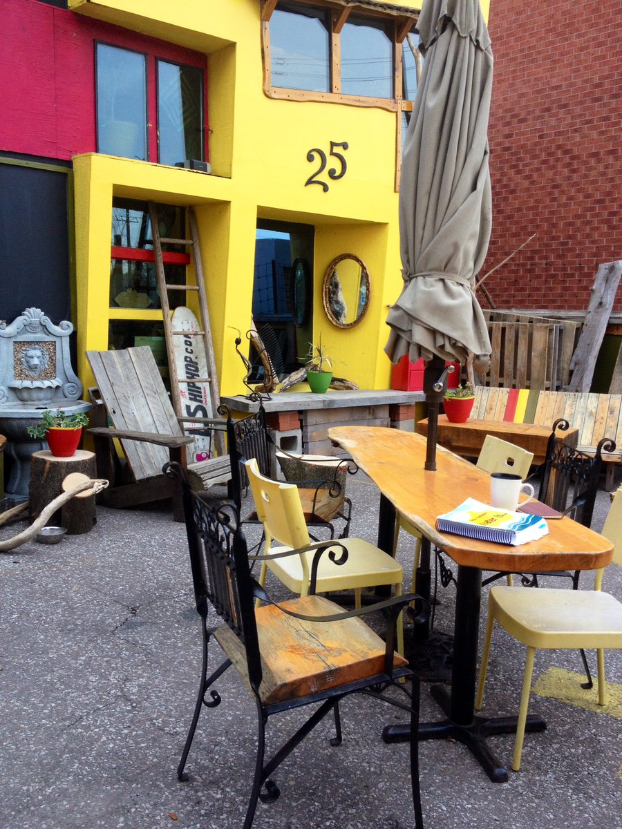 AlienNextDoor's tweet photo. Eat scuffins and read your newest work at Word Up at #UnityMarket and Cafe in #Barrie https://t.co/v6uMgvTxPV https://t.co/2NKTIJdk5U