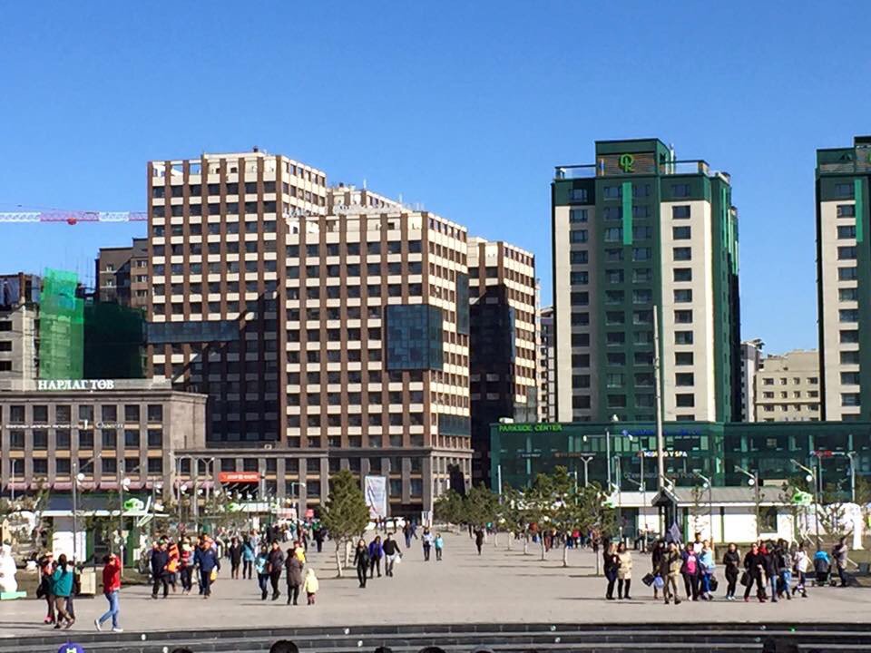 Амралтын өдрийн мэнд.