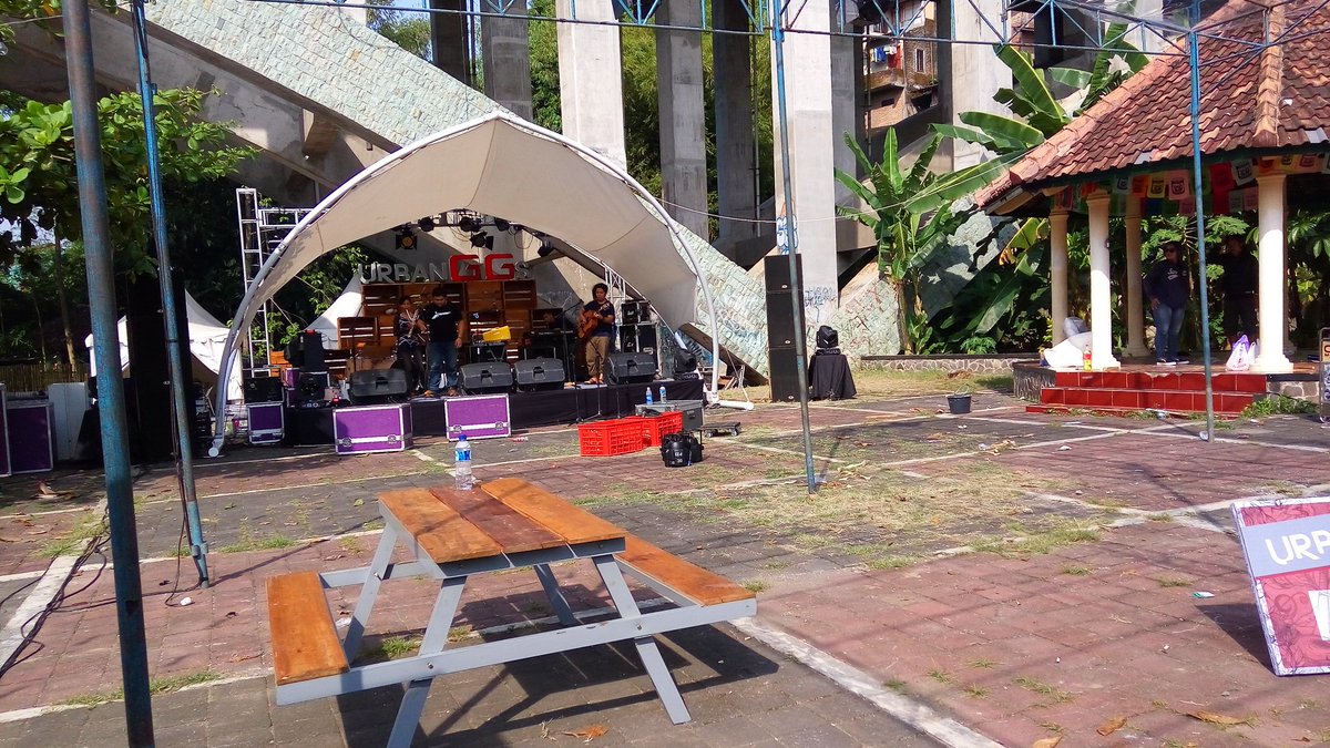 Venue untuk nanti malam guys #UrbanGiGs