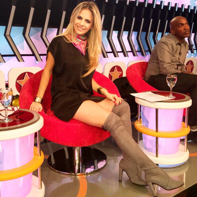 Hoy en @BenditaOk ✌?️✌? https://t.co/MiahGJwSOY