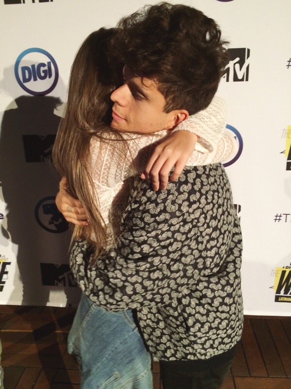 jackschildren's tweet photo. AGORA TÁ EXPLICADO PQ ESSE FOI O MELHOR DIA DA MINHA VIDA ? #TheWaveSãoPaulo #WelcomeToBrazilTheWaveTour #askmagcult https://t.co/TuJGAZgcuT