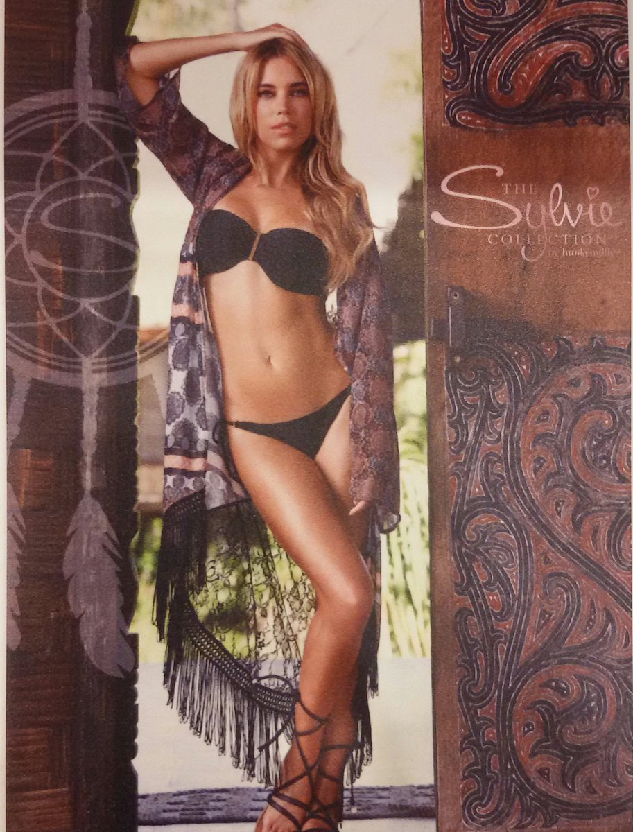 Ya queda menos para esos días de playa y piscina. No dejes escapar tu bikini favorito en <a href="/Hunkemoller/">Hunkemöller</a>  <a href="/Islahunk/">Island Hunk</a>