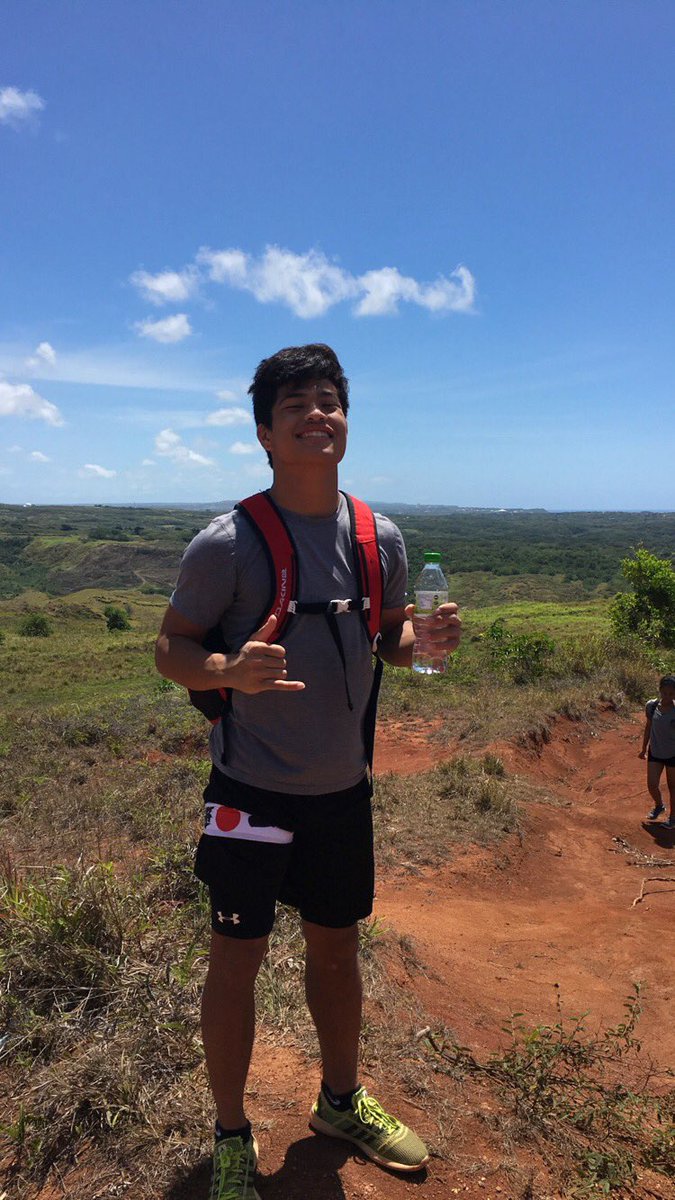 StephenGverrero's tweet photo. A little kick off to almost summer. #OUSSS 🍃 https://t.co/9YzQ83aJki