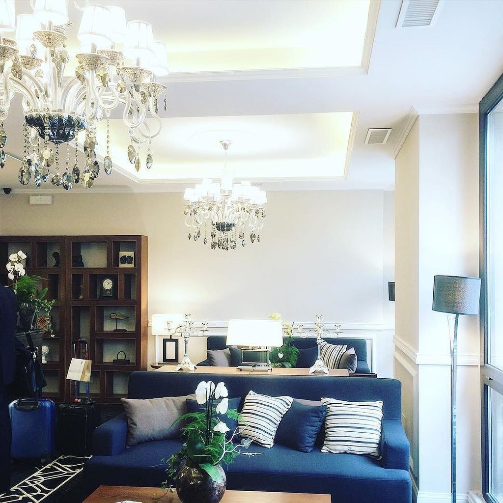 UltraVaganza's tweet photo. My home for the weekend #hotel87 #hotel #boutiquehotel #rome #italy #design #interior #interiordesign #decor #decor… https://t.co/8TyN83Ck1X