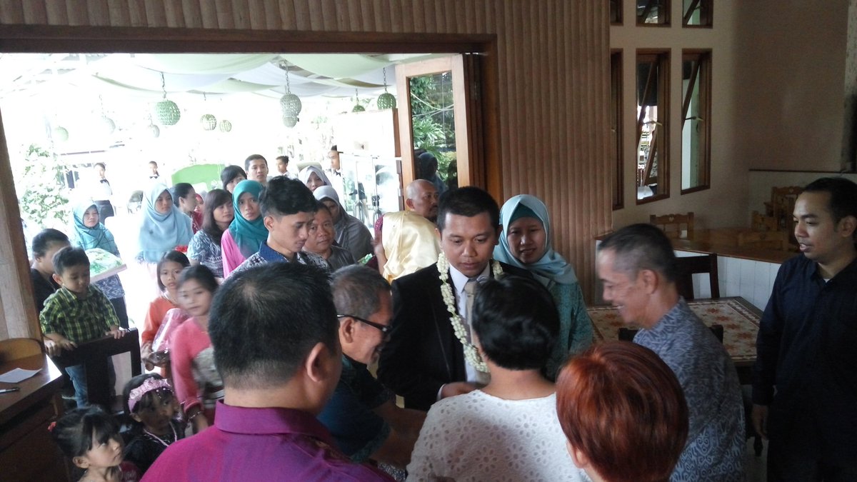 treehousebdg's tweet image. Wedding citra &amp;amp; ikbal semoga menjadi keluarga samawa @treehousebdg info : 085320319697