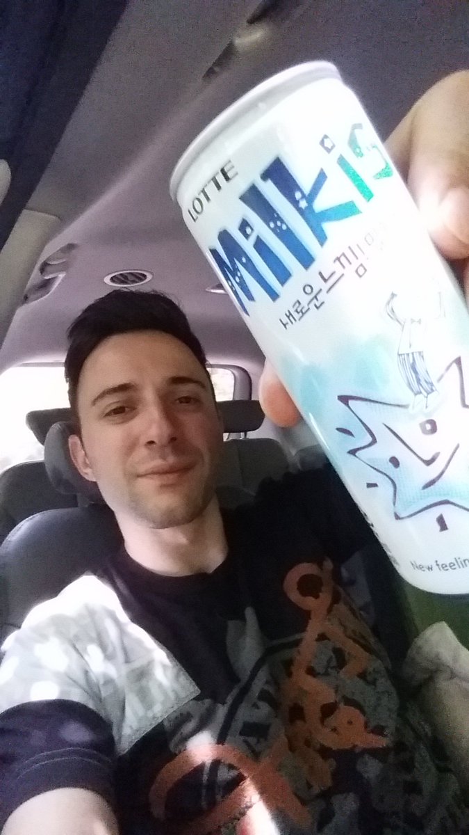 LaurentCaccia's tweet photo. On reprend le tournage avec Fabien aujourd'hui, merci à Anne Sarah qui me redonne des forces ! 😀 #tipeee https://t.co/KayCkNNuYC