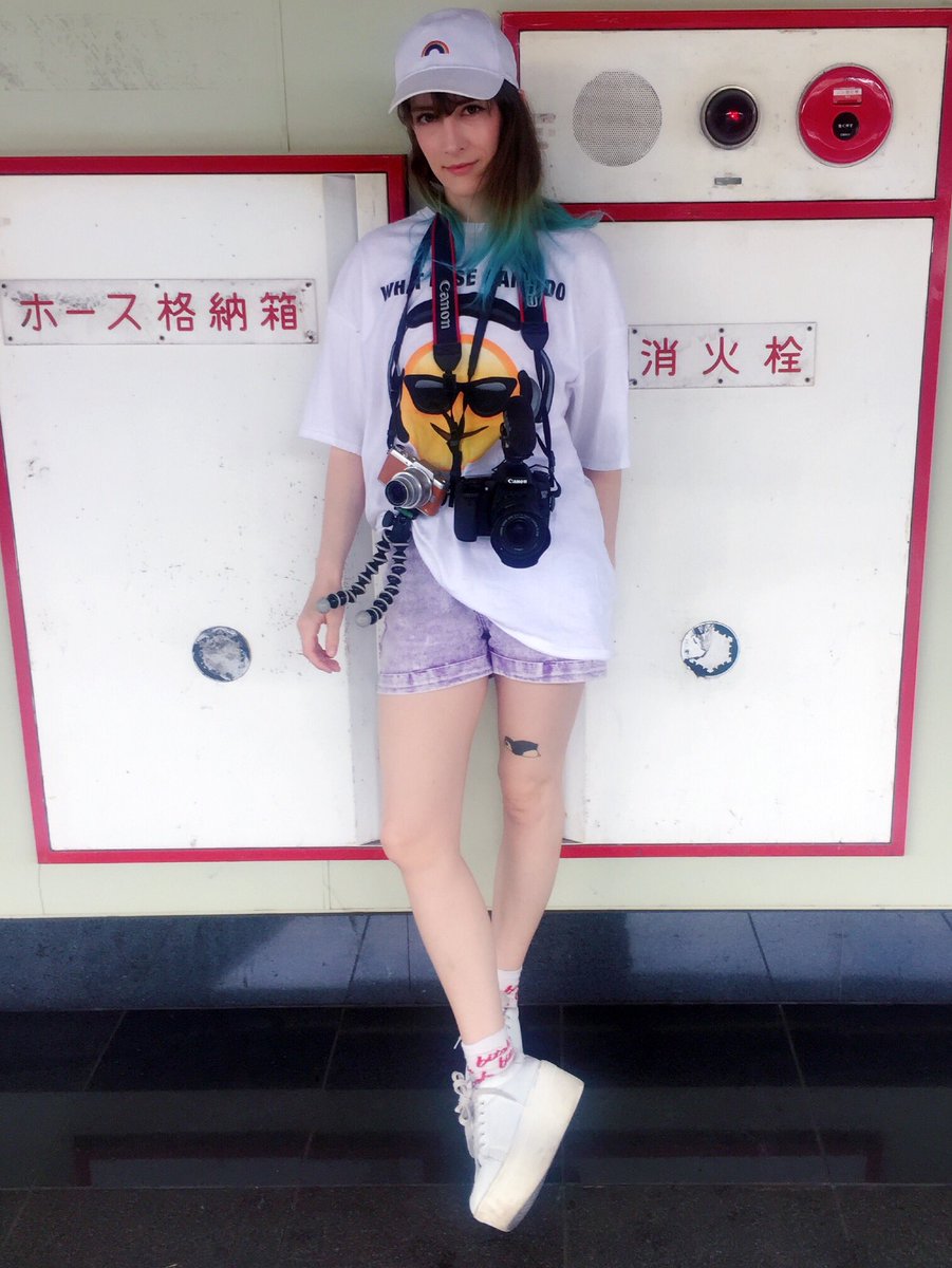 Mimei カメラ重いよ アクセにオススメしない Ootd With My High Fashion Camera Necklaces T Co Ltaosl5ml2 Twitter