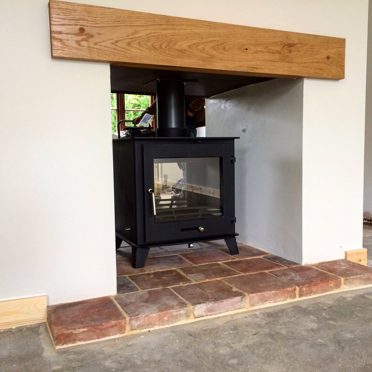 Mkchimneysweeps's tweet photo. Yesterday's install , another very Happy customer , that's how we roll !!! https://t.co/tZZc7C7TdR