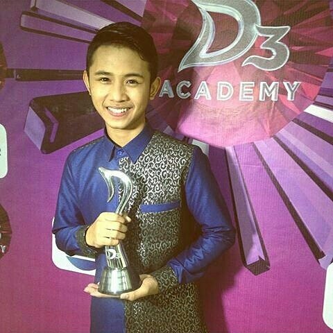 Alhamdullilah pangeran #FERAFQU <a href="/DA3_Rafly/">Muh.Rafly Heriawan</a> semalam dapat piala 🏆