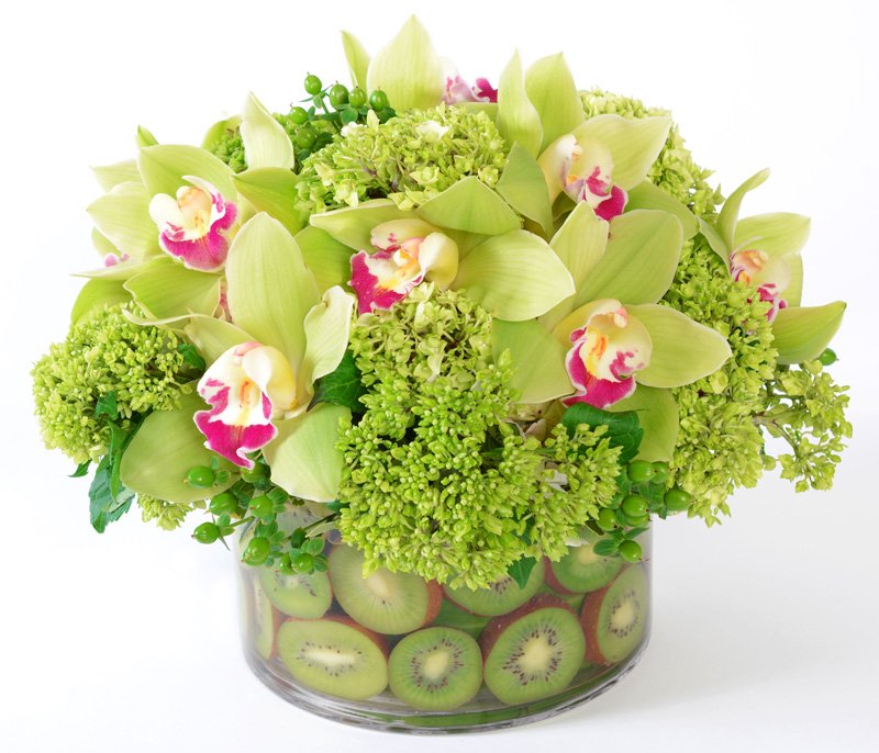 Fresh flowers once a month 
#idonthavemoneybut