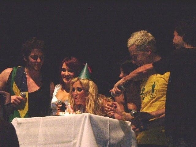 RBD festejando el cumple de HAPPY BIRTHDAY ANAHI 