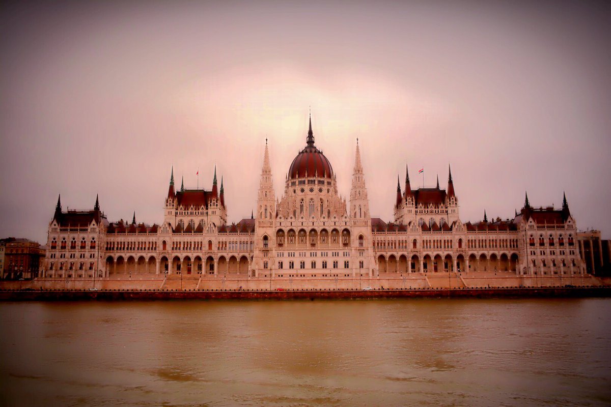 Cosmoexperience's tweet image. There is something magical about this city. Welcome to Budapest, Hungary!