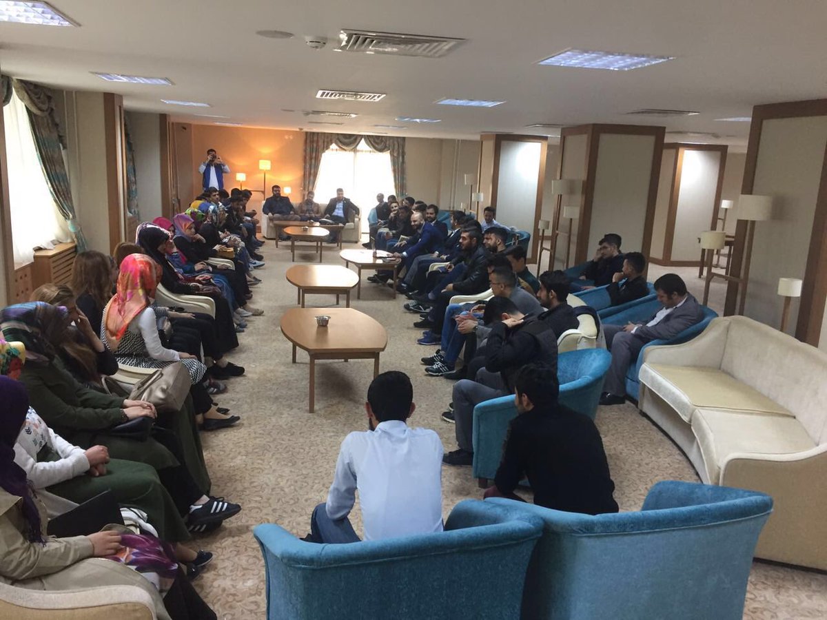 UniakGM's tweet photo. 5. Bölge koordinatörlüğümüz Başkan'ımız @vahitatalan ile birlikte @AgriUniak  teşkilatımızla bir araya geldi https://t.co/CKFOPOZ4Ne