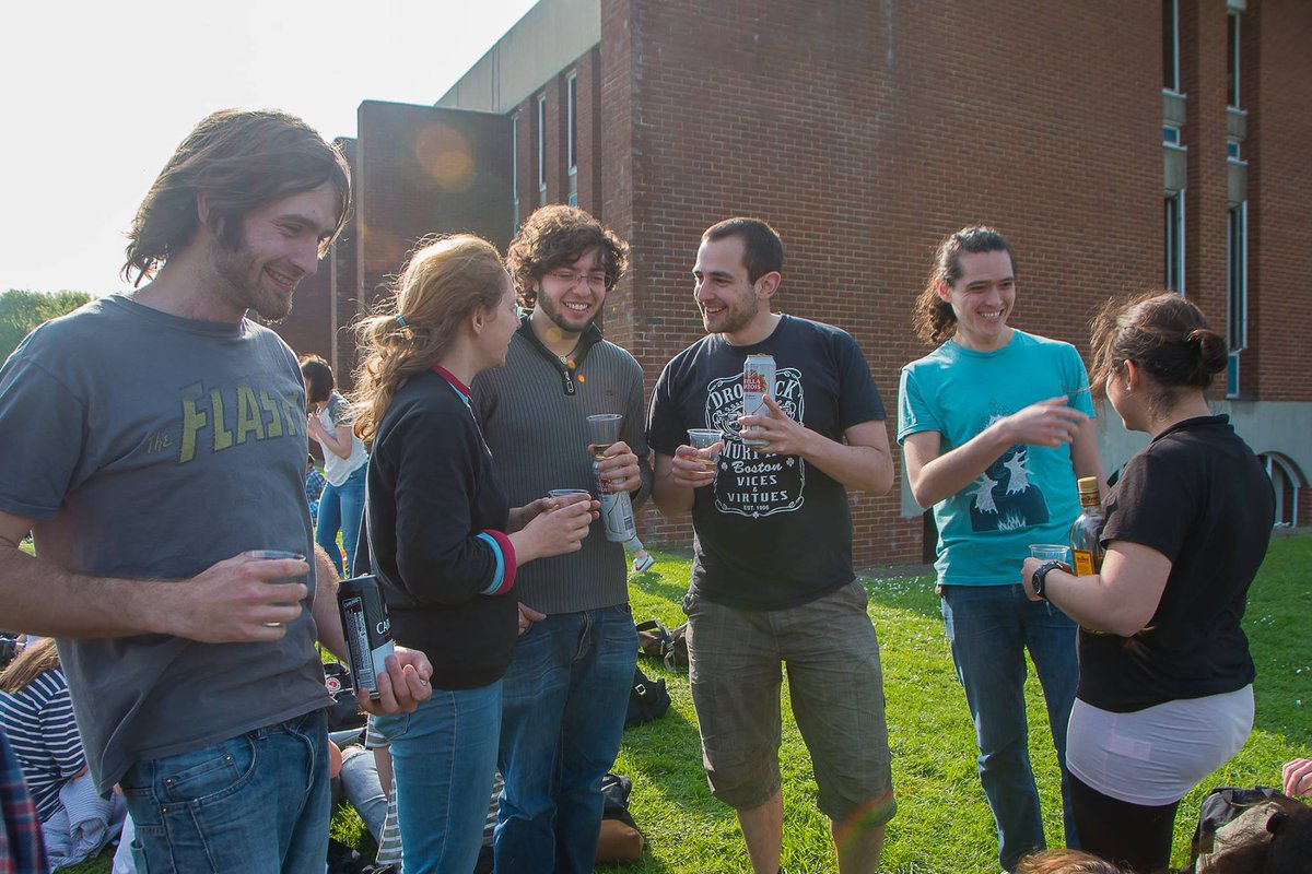 studenticity's tweet image. Love or hate affair with your university? Share it on studenticity.com 
#studenticity