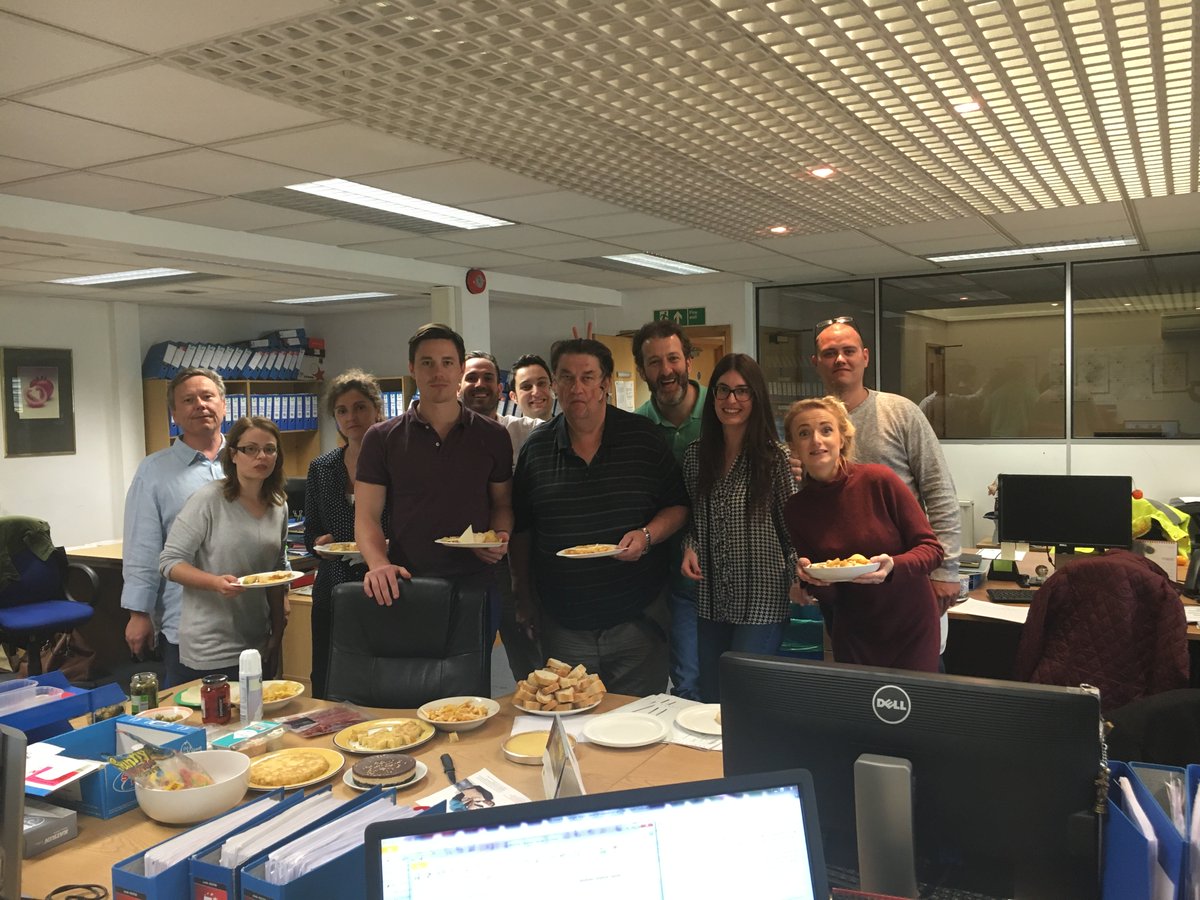 rodantoltd's tweet image. Mar Marti's birthday! #officebirthday #spanish