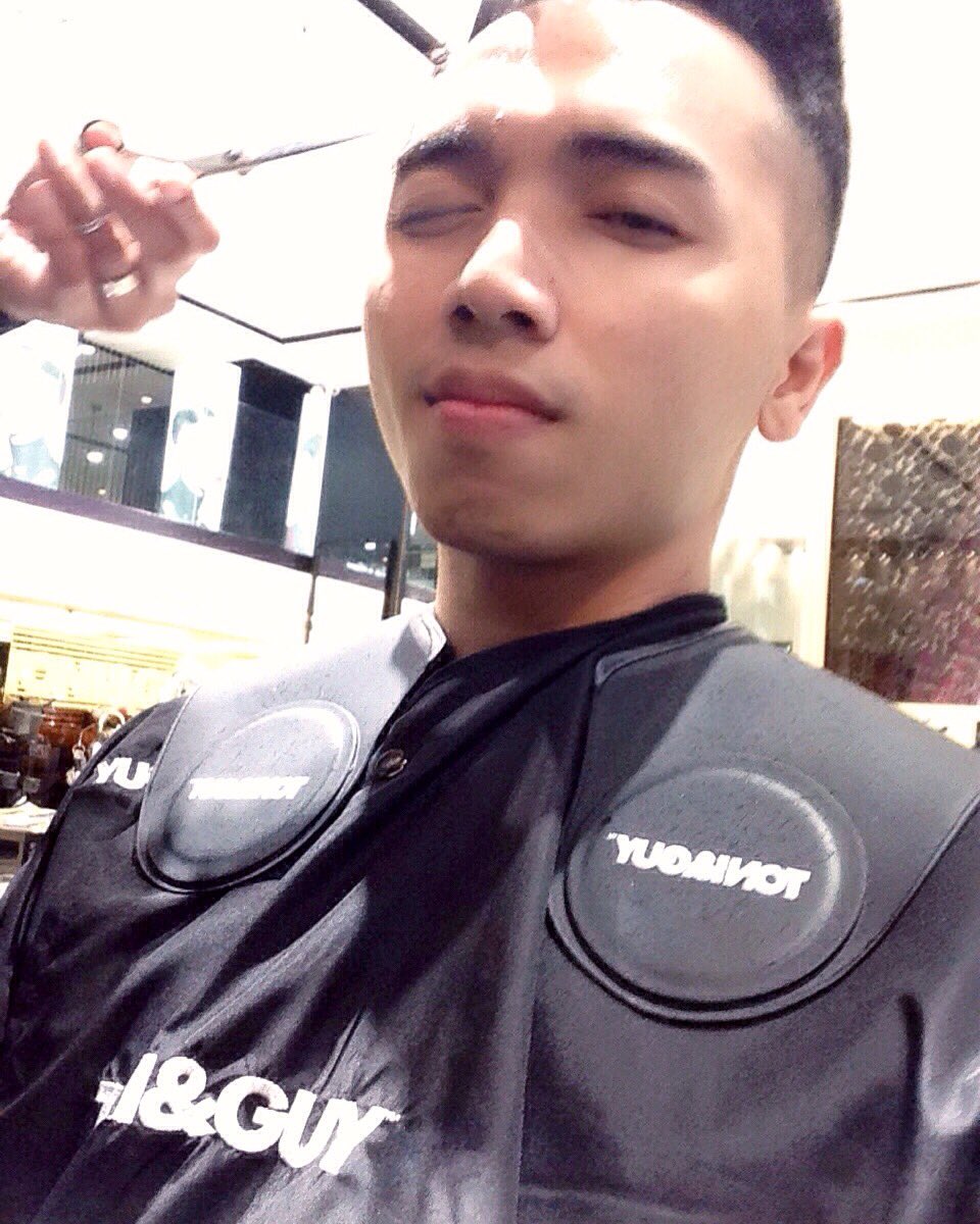 Time to hit the #salon 👊🏼💇🏼 Hope you'll have a perfect #weekend