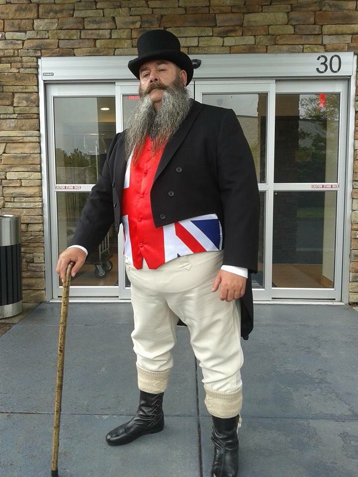 ESXBeardsMen's tweet photo. All the best to @Chops_Wallage - off to do battle now with the best the USA can offer #beard #Chops #PartialBeard https://t.co/fVr7kHxsrL