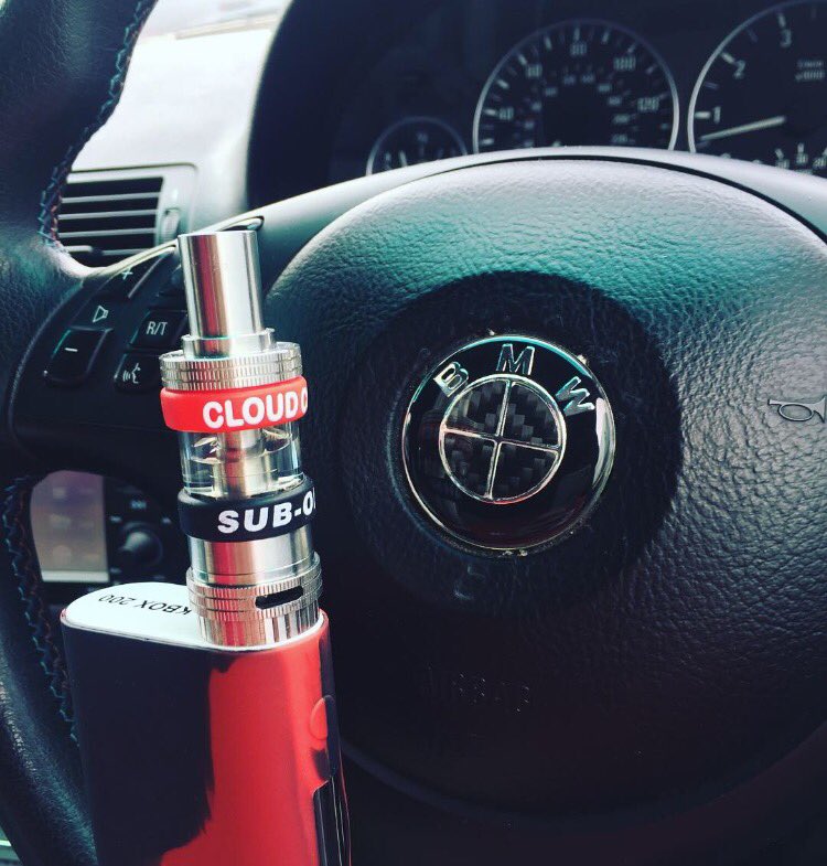 DustyCutz's tweet photo. #vape #vapegang #kbox200 #crown #clouds https://t.co/3rR06XnQ0y