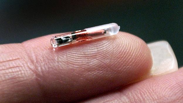 DailyFetched's tweet image. NBC NEWS Says All #Americans Will Receive A #Microchip Implant By 2017 goo.gl/tK4C0T