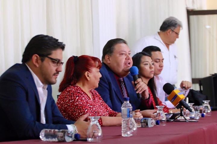 aficionzac's tweet photo. AHORA SON MILITANTES, DIRIGENTES Y EX CANDIDATOS DE ENCUENTRO SOCIAL LOS QUE SE ...
 
•https://t.co/TbdIA99Yox https://t.co/61zlqKOG01
