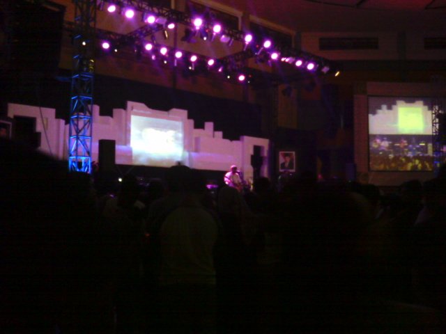 AcaraMahasiswa's tweet photo. NOW PERFORM @SOREband | @thenevasca2016 #NVSC2016 https://t.co/VPVj1VYBMS