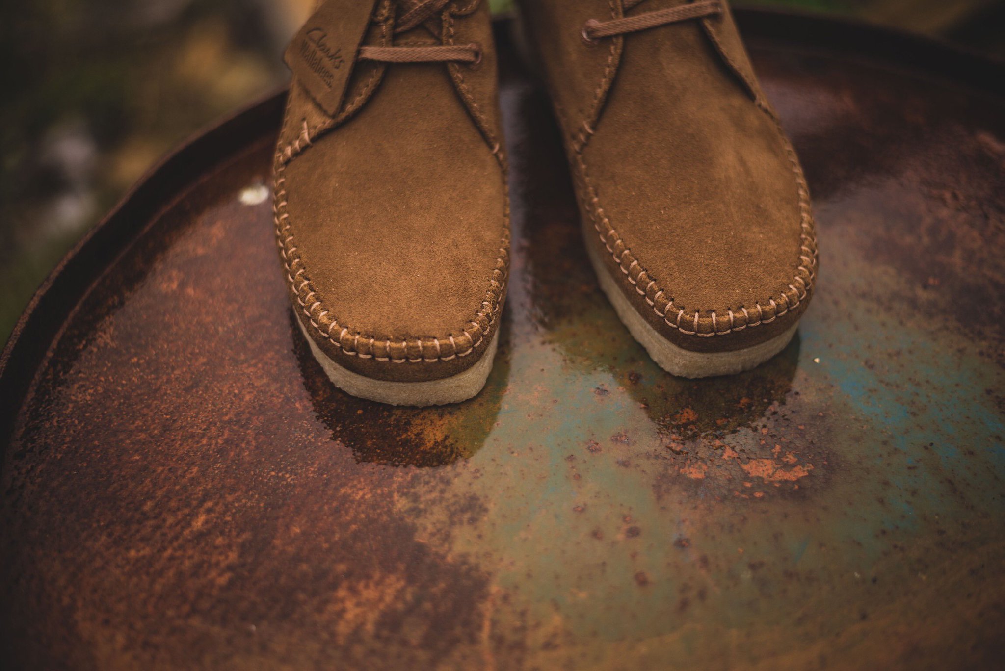 clarks weaver boot cola suede