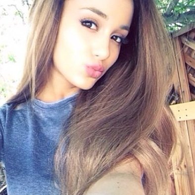 mrs_naxh's tweet photo. #TheQueen #DangerousAri #ProudForDangerousWoman #Ari @ArianaGrande https://t.co/IkLtxH3GCo