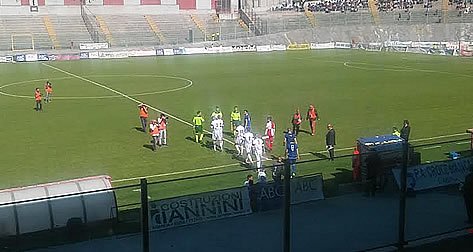 Iniziata al Fattori la partita di andata dei Play Out #LAquilaRimini #LegaPro