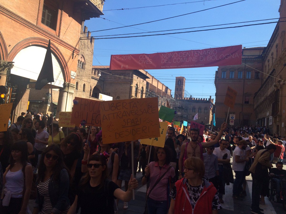 SomMovimento tweet media