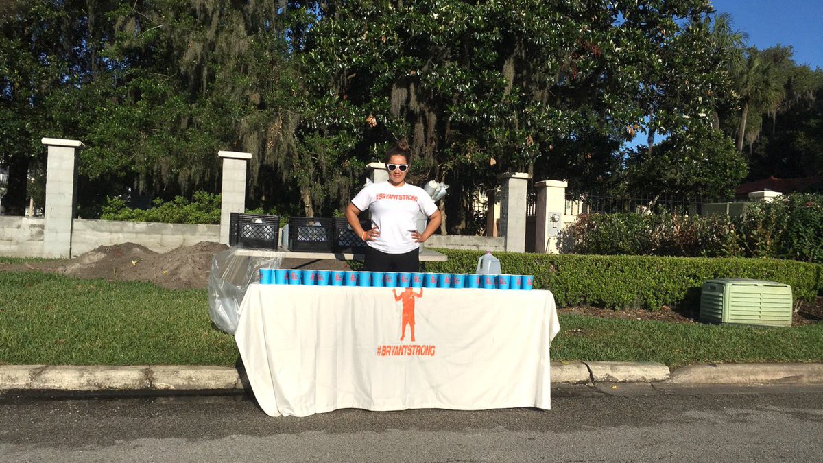 BryantstrongFCC's tweet photo. #IdLikeToPolitelyAskYou to come check out our water station at the @DCTJAX #RunningforDreams this mornin #BeatCancer https://t.co/qEj9Ooj3dR