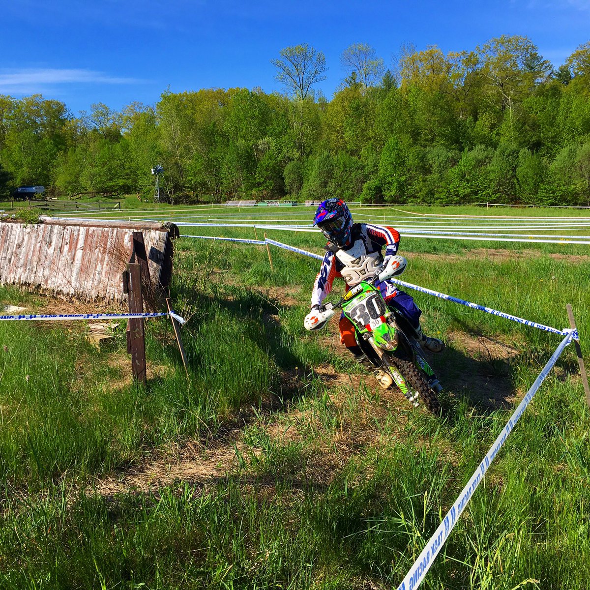 JDayEnduro's tweet photo. Crow Hill Overall Youth Winner Kevin Messina shredding the morning Cross Test 🔥 #TaskRacingCrossTest https://t.co/0HxHbRIGe4