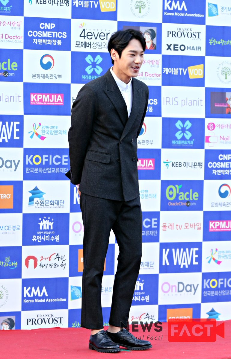 newsfactv's tweet photo. 곽시양, 오늘 제 패션 어때요?
https://t.co/HuOTImfVMc
https://t.co/iZLdRH3bAj
#곽시양 #2016AsiaModelAwards #AsiaModelAwards #아시아모델 https://t.co/XNO3ZgREkt
